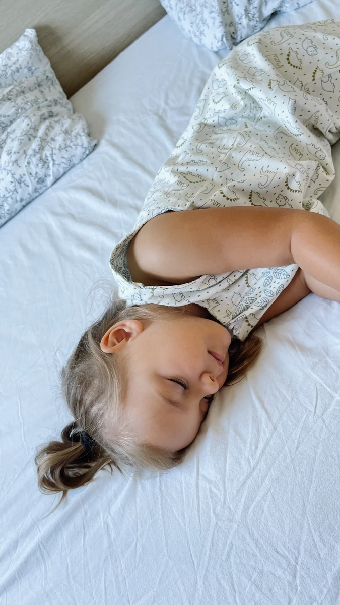 Doppelseitiger Schlafsack mit Füßen für Kinder von 1-2 Jahren TOG 1.0 happy dino Bellochi 5